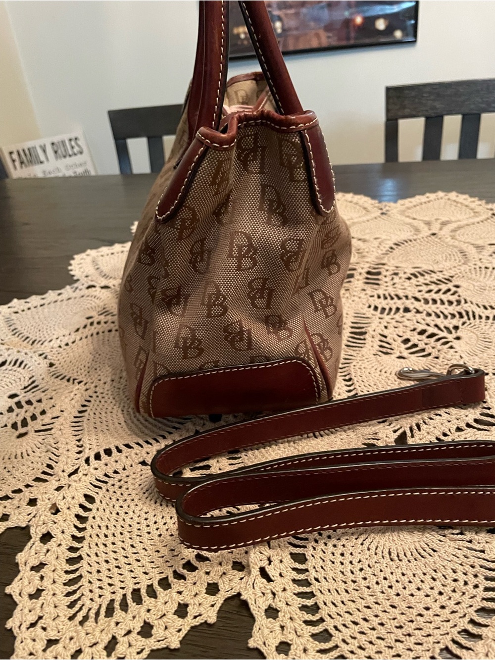 Dooney & Bourke Signature monogram satchel crossbody 🥳🥳❌❌ - Picture 5 of 12